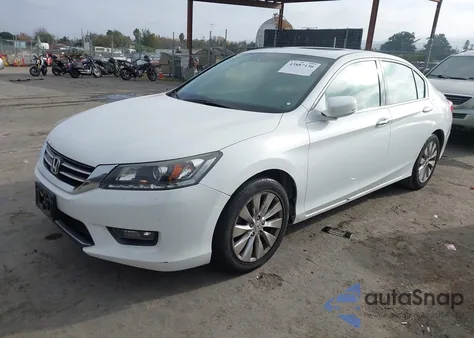 2015 Honda Accord Ex-L V-6 z USA, uszkodzony, nr VIN 1HGCR3F85FA038491